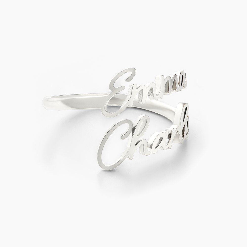 Anello personalizzato con 1 a 4 nomi incisi 